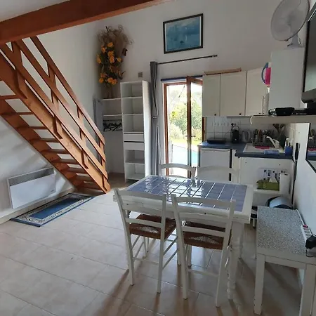 Studio-mezzanine Dans Appartamento Cagnes-sur-Mer